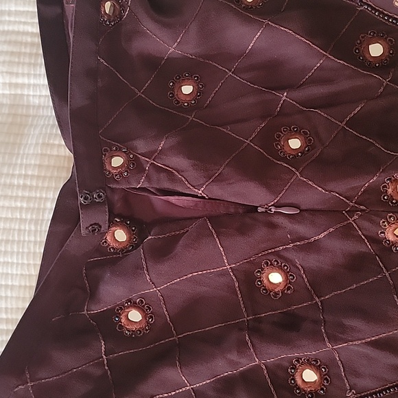 Brown skirt with sequins, beeds, and miroirs - Picture 6 of 7